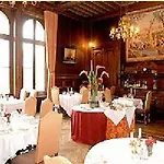 Chateau De La Tremblaye Hotel