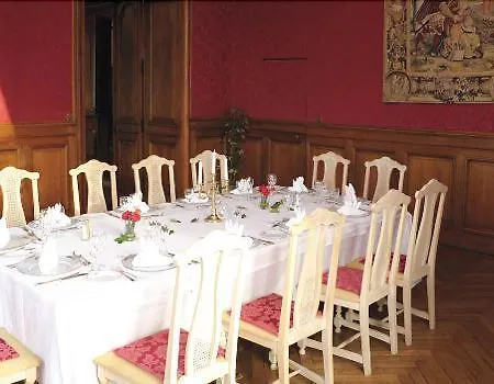 Chateau De La Tremblaye 3*
