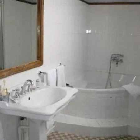 Château De La Tremblaye Le Puy-Saint-Bonnet