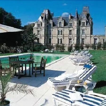 Chateau De La Tremblaye