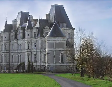 Hotel Chateau De La Tremblaye