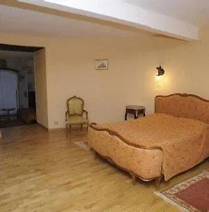 Château De La Tremblaye Hotel Le Puy-Saint-Bonnet