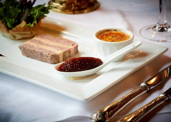 Chateau De La Tremblaye 3*