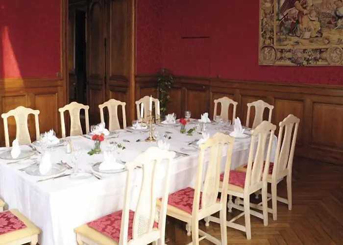 Chateau De La Tremblaye