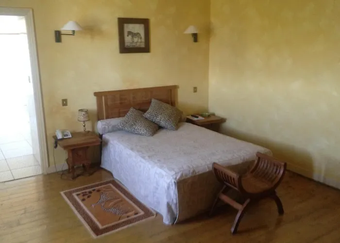 Chateau De La Tremblaye 3* Le Puy-Saint-Bonnet